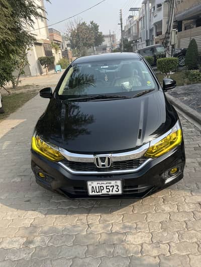 Honda city 1.2 cvt special edition only 8600 drive 2025 model