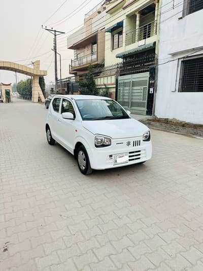 Total genuine Barnd new car Fast owner