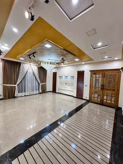 Prime Location House Sized 32 Marla Available In EME Society - Block C