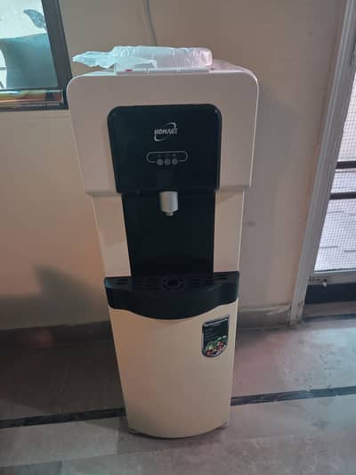 Homage Water Dispenser