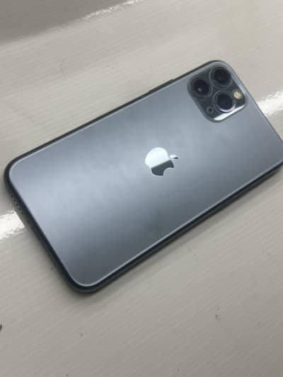 11 Pro 64gb almost lush condition 10/8.5 plus free gift