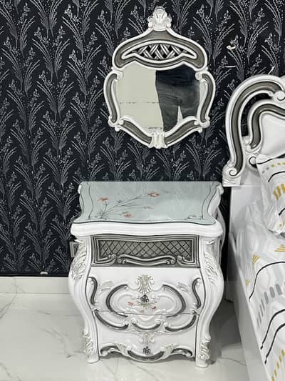 Side table with mirror and TV Trolly for sale