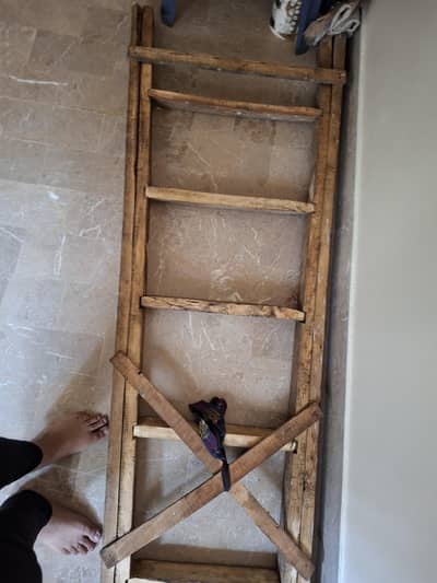 8 Feet Wood Ladder New