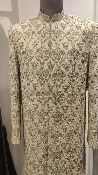 hands made sherwani