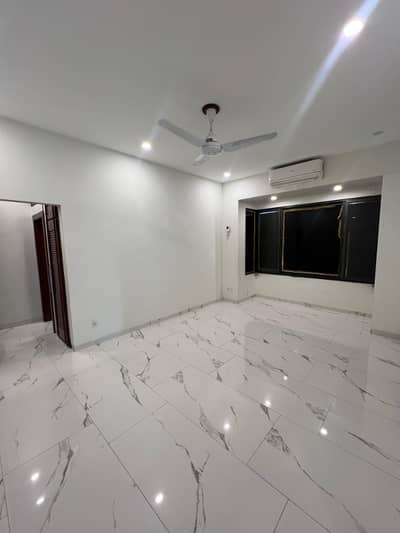 HOUSE FOR RENT IN F-7