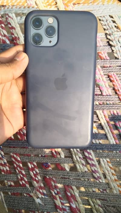 I phone 11 pro pta koi masla nahi ha face id ok to ton ok 256 gb