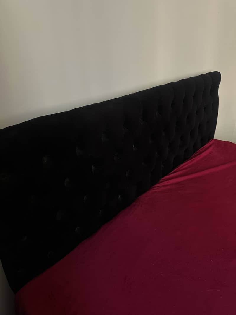 King bed 8