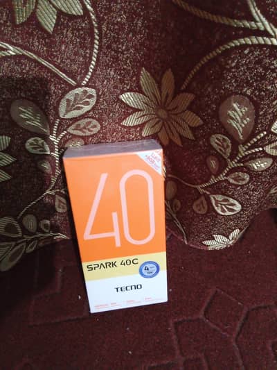 Tecno Spark 40 C . . . 4/128 white