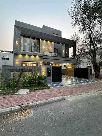 10 MARLA HOUSE | ULTRA LUXURY | BRAND NEW | MODERN VILLA | HOUSE FOR SALE | BAHRIA TOWN LAHORE