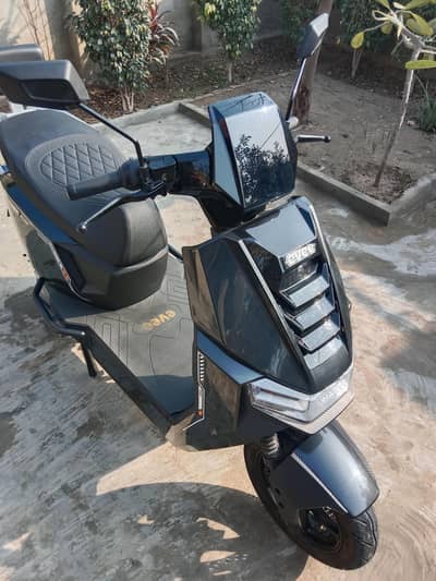 evee S1 Air Electric Scooty Purchased Oct,2025.