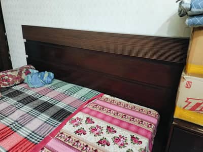 wooden bed with spring matress perfect condition