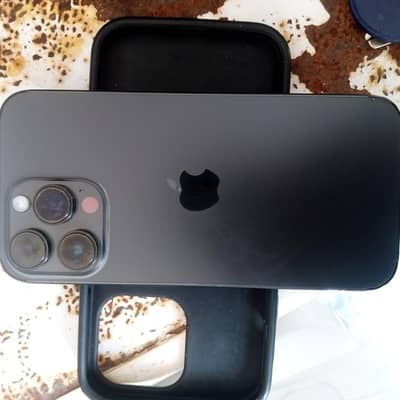 I'm selling iPhone 14 Pro Max factory unlock All original mbil