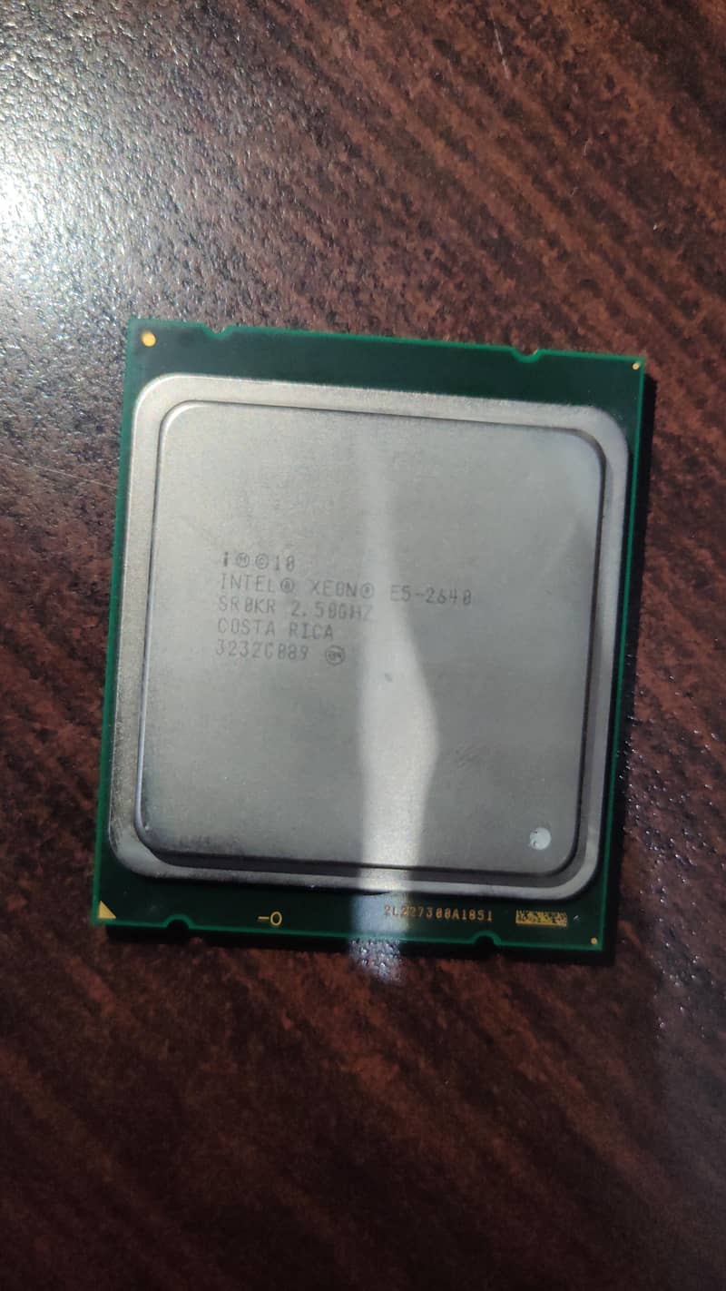 Intel Xeon E5-2640 | 6 Core 12 Thread | LGA 2011 Processor 3
