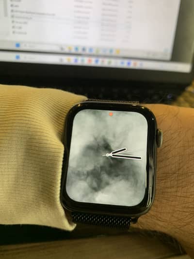 Apple Watch Series 5 44mm
