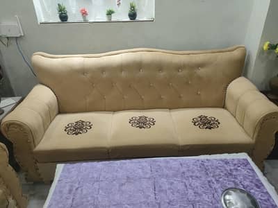 Sofa set 6 seater 3 plus two plus one brand new condition