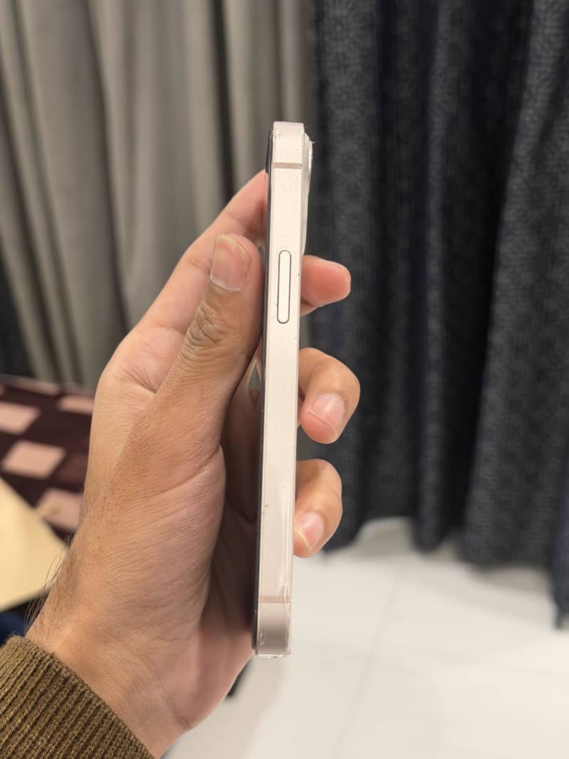 iPhone 13 mini factory exch with 13 pro sath cash dedo ga - Mobile ...