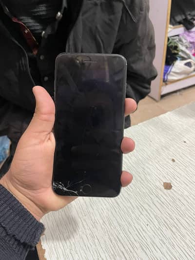 I phone 7 plus 128 gb battery 100% no any issue just frint glass break