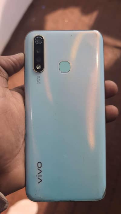 vivo y19 pta approved 4/128 8/10 condition with less price emergency