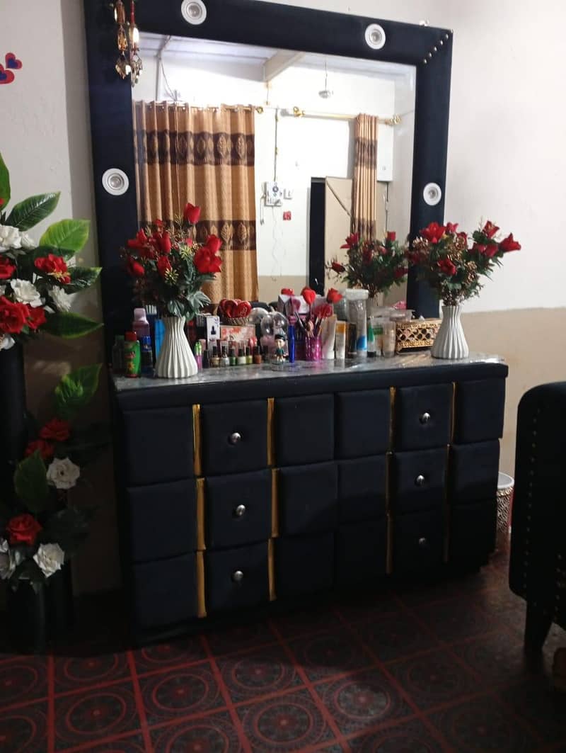 dressing table 1