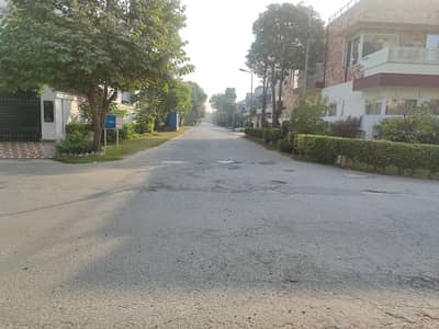 Block N 10 Marla Residential Plot At Investor Rate Prime Location In Phase 8 Ex Air Avenue