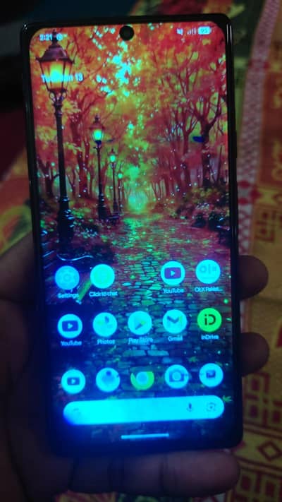 google pixel 6 8 128gb back brak ha penal me dood agy hn kafi sary