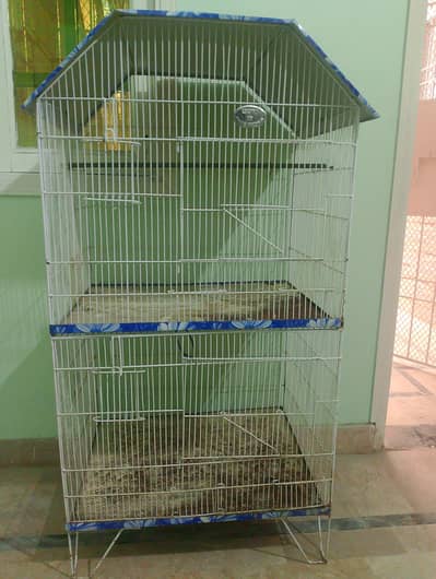 new condition parrots cage sildly used