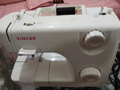 singer sewing machine 8280