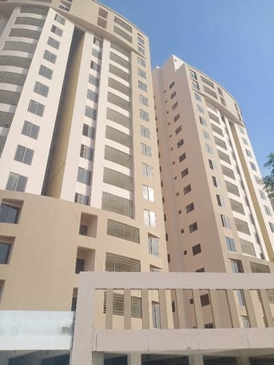Burjul Harmain 3 Bed D/D Flat Available For Sale