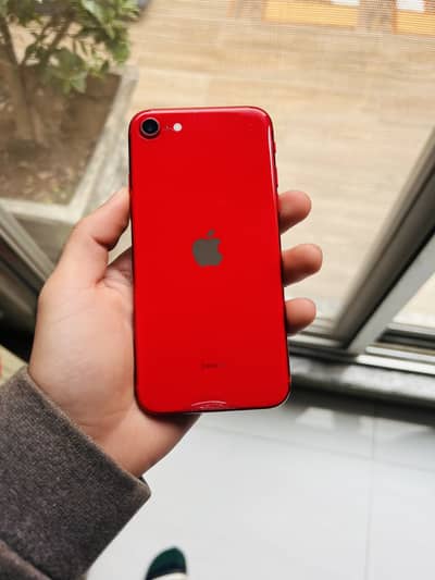 Iphone SE 2020 PTA approved orginal water pack.