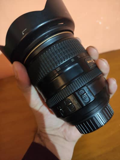 Nikkon 24-120 mm f/4 lens