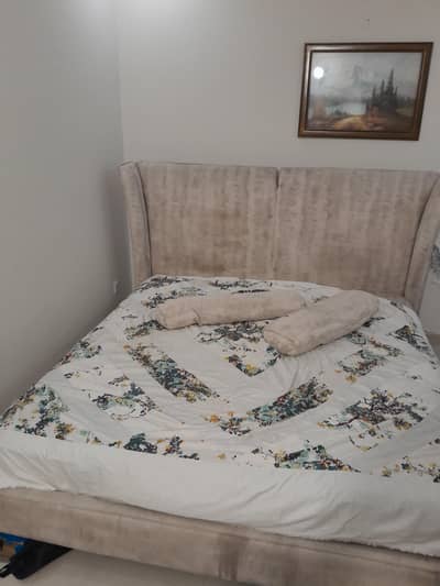 King Size bed Set with matress for sale