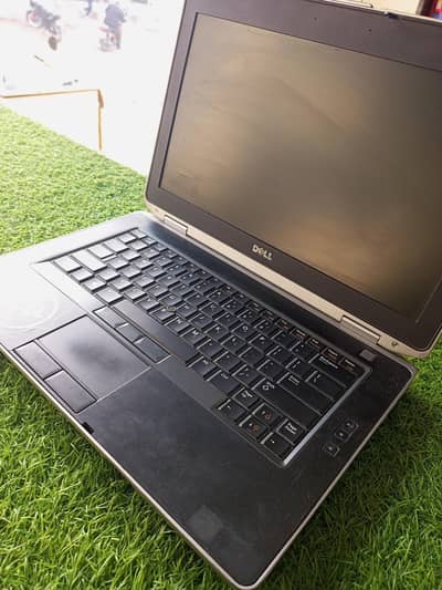 core i5 3d generation lapton with 128 GB ssd