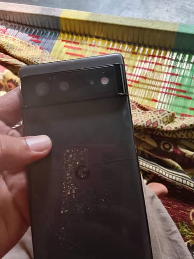 google pixel 6       128gb  Glass crack hai or back Glass crack hai