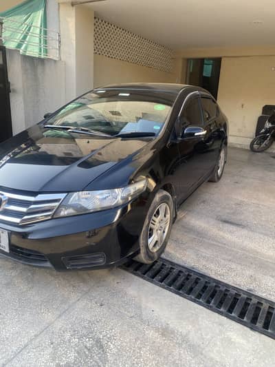 Honda city 2015 immaculate condition.