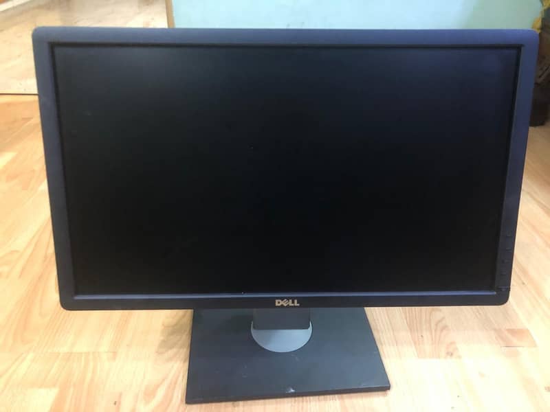 Complete PC with 10/10 condition 6