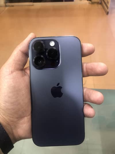 I phone 14 pro deep purple