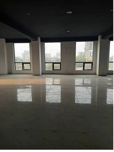 Area 800 Sqft Available For Rent Corporate Office Near Kalma Chowk Gulberg Lahore For Rent