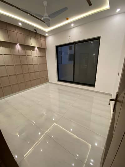 5 Marla apartment for Rent, Block-p khayaban e amin society lahore
