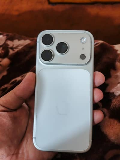 iPhone 17 pro jv 256gb