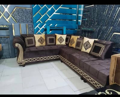 brand New elegant design sofa in master molty foam