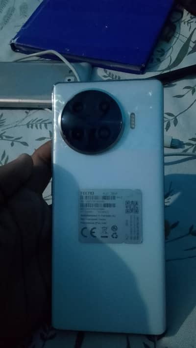 Tacno Spark 20 pro plus 16/256gb
