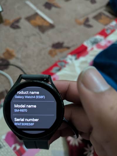 Samsung S4 watch rm-r870