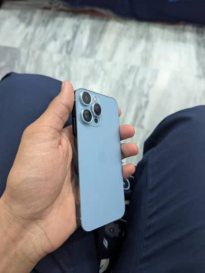 Iphone XR converted in Iphone 13 pro (64GB).