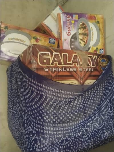 3hotpot and steel dinner set