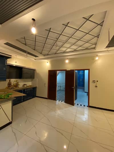 Designer Bungalow   West Open
