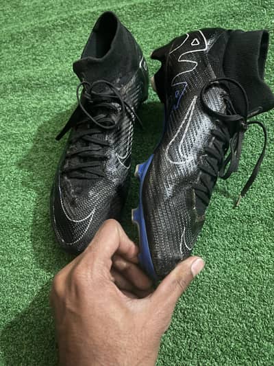 Nike air zoom uk7.5 10/9  achi condition ky hn