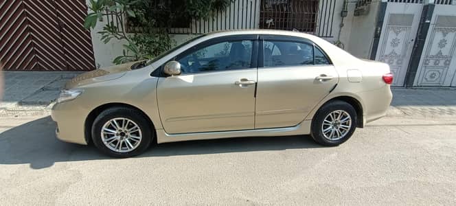 Toyota Altis 1.8 2010 Golden