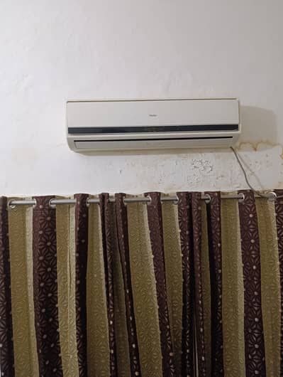 Haier 1 Ton with 1.5 Outer Unit