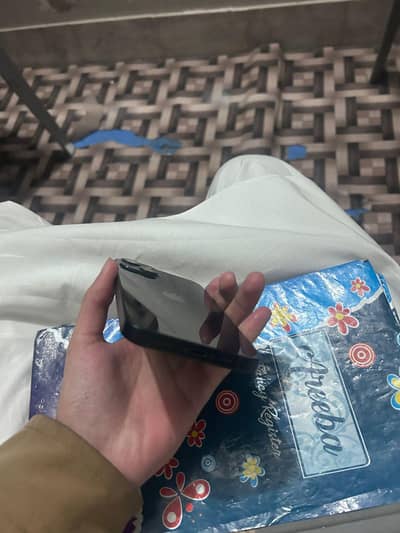 Apple iPhone 13 bulbul Ka bacha