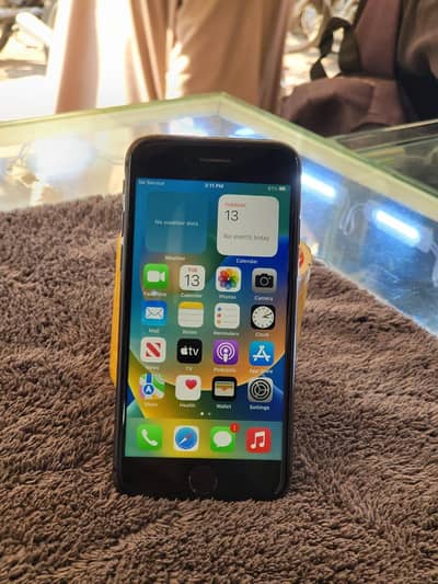 iPhone 8 Non-PTA | 64GB | Battery 84% | 100% Water Pack | Original